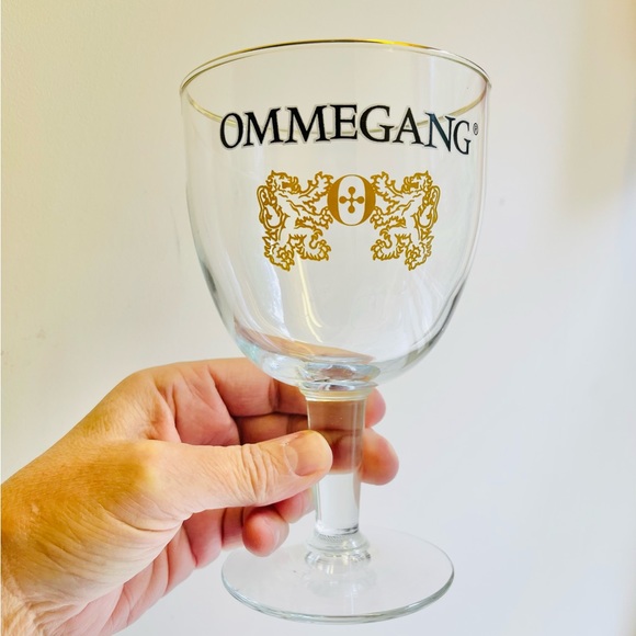 (4) Vintage OMMEGANG Brewery Gold Rim Beer Glasses - Picture 5 of 7